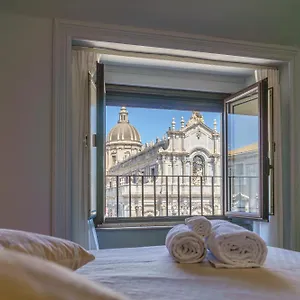 https://la-finestra-sul-catania.catania-hotels.net