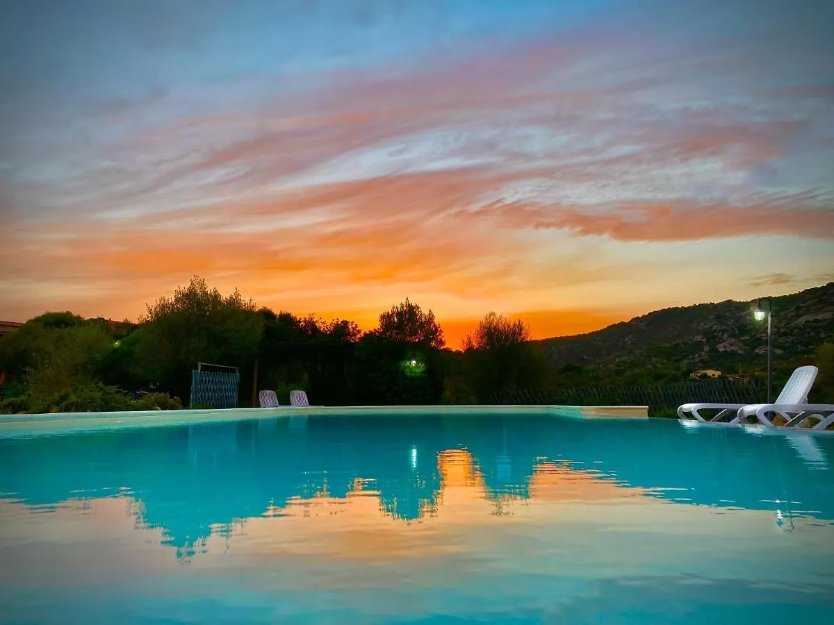 ****  אולביה Casagliana Suite Resort איטליה